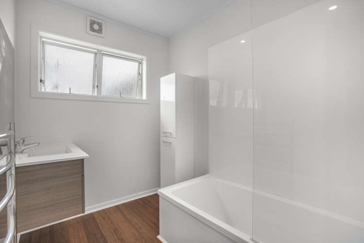 1/5 Mana View Road Paremata_7