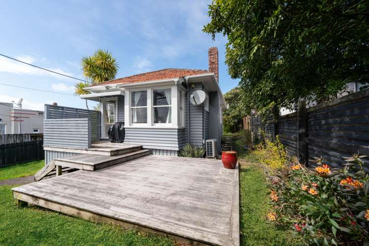 140 Titirangi Road New Lynn_8