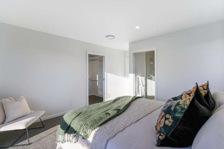 245 Racecourse Road Allenton_13