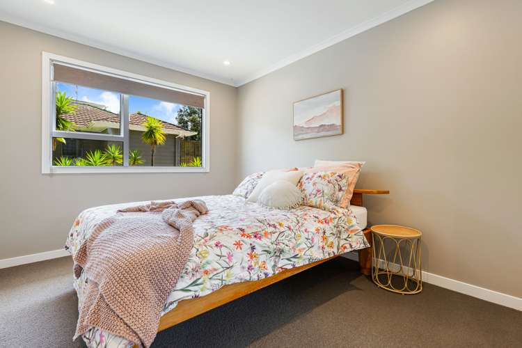 7 Awhiorangi Promenade Swanson_15