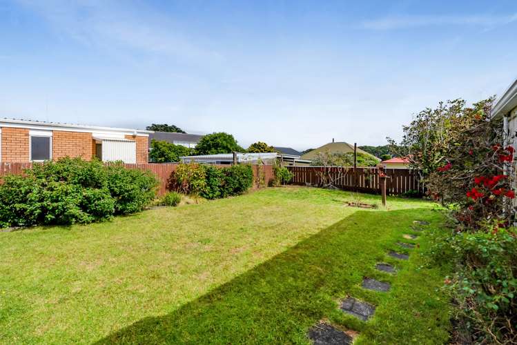 54 Young Street New Plymouth Central_13