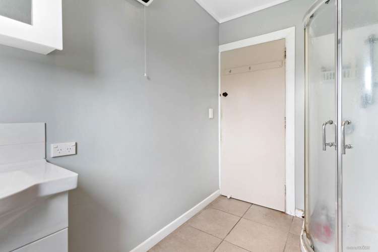 8 Nigel Road Browns Bay_14