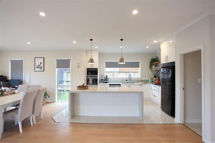 61 Bayvista Drive Karaka_1