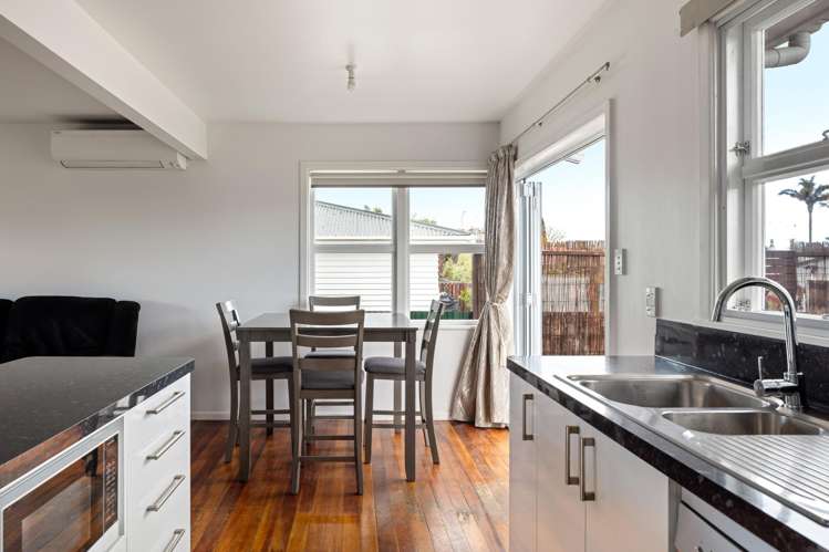 1067 Aberdeen Road_4