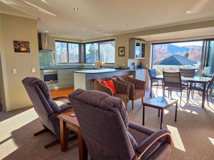 35 Aorangi  Crescent_4