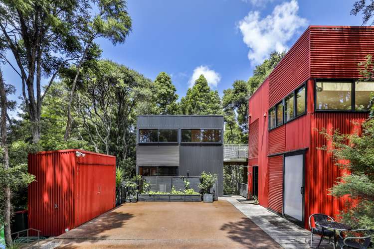 27 Longfellow Parade Glen Eden_24