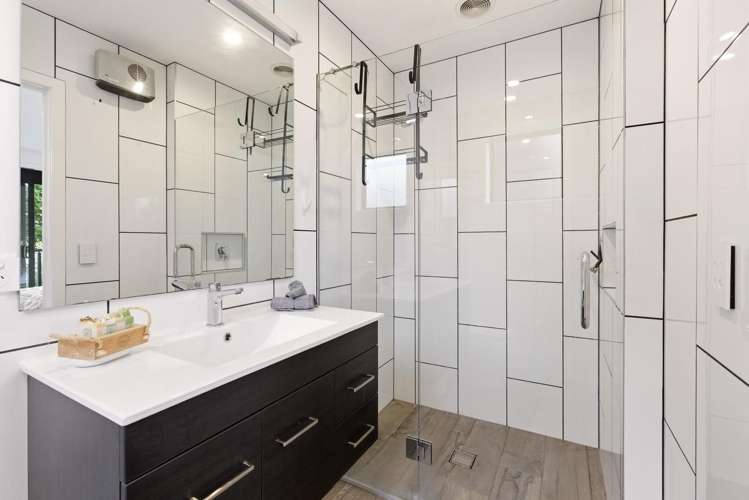 5C Aspen Grove Fernhill/Sunshine Bay_17