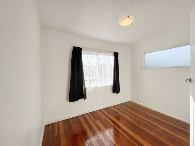 5 Daytona Road 11401_9