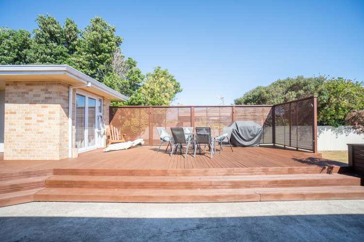 390 Botanical Road West End_12