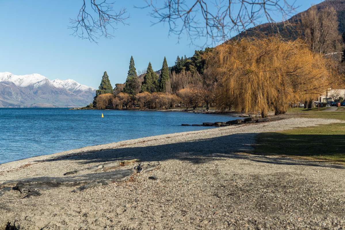 Unit 3, 20-26 Lake Esplanade_3