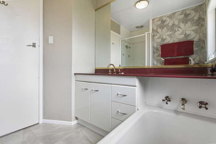 17 Edmund Hillary Avenue Papakura_18