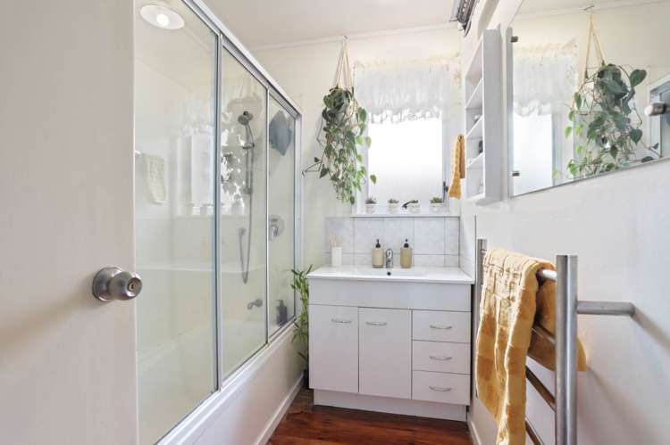 96 Farquhar Road Glendene_8