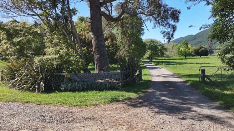 200 Upper Stanley Brook Stanley Brook_1