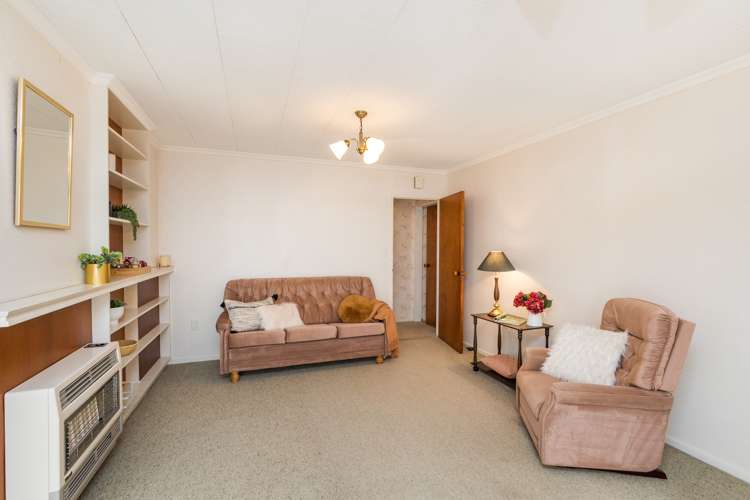 99 Warwick Street Feilding_6