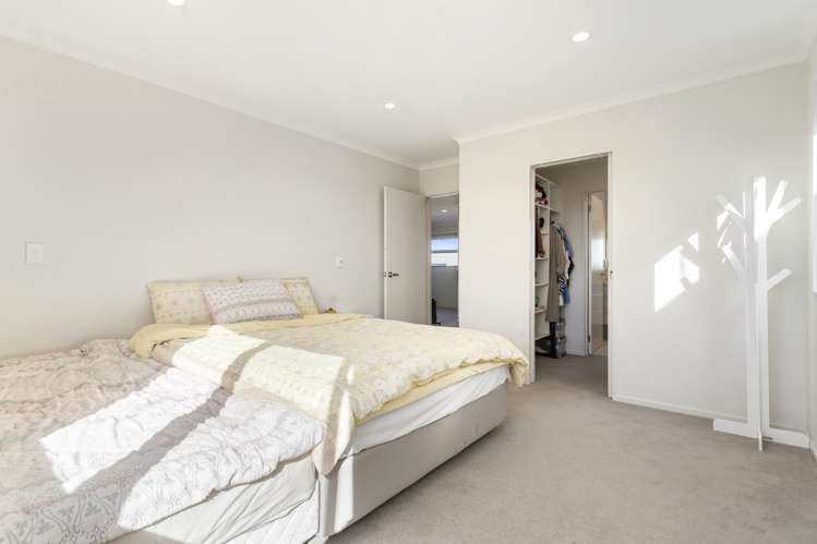 14 Costa Viva Crescent Karaka_9