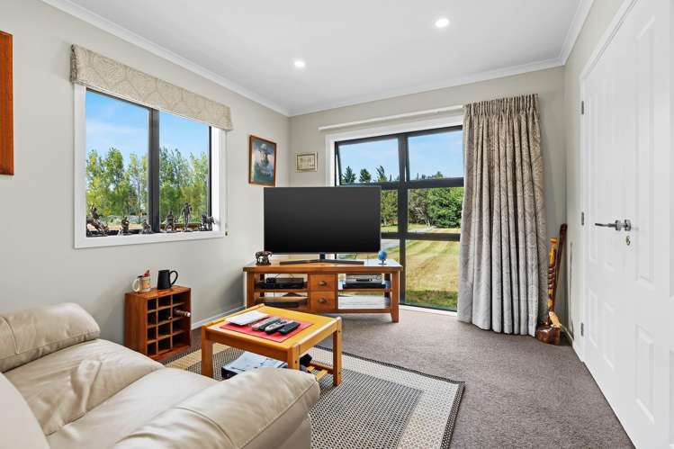 616 Norfolk Road Carterton_14