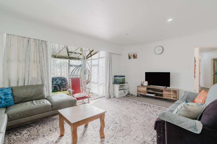 44 Garden Heights Avenue Glenview_9
