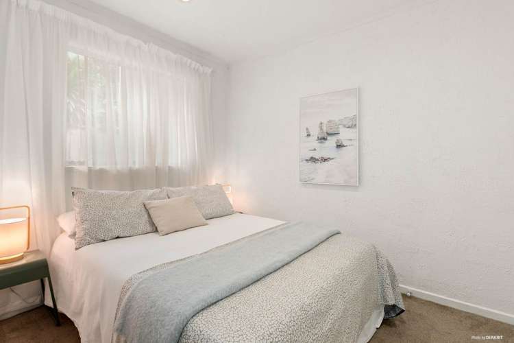 2/8a Kingsway Avenue Sandringham_6