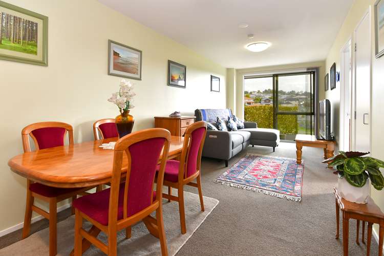 201/17 Link Crescent Stanmore Bay_8