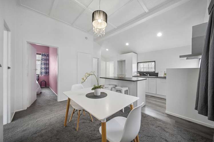 2/17 Cleek Road Mangere East_8