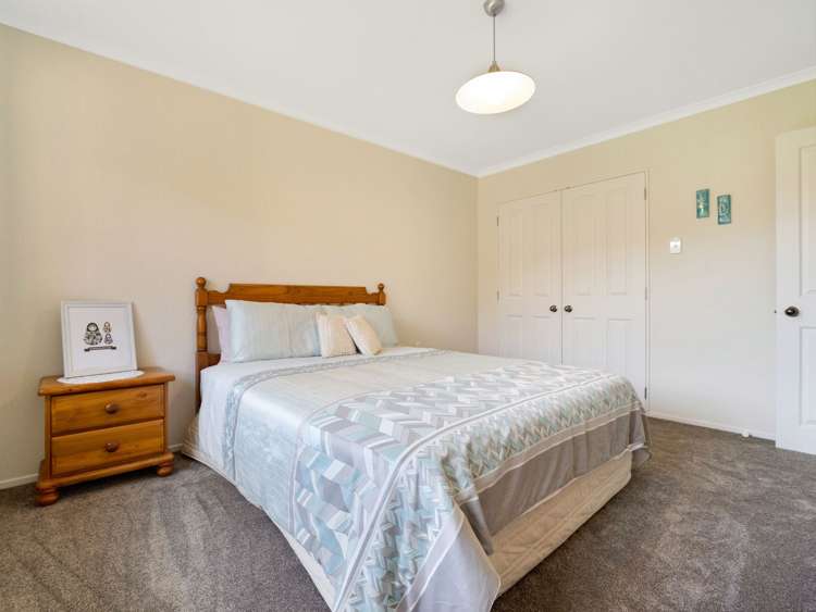 4 Merlin Close Huntington_25