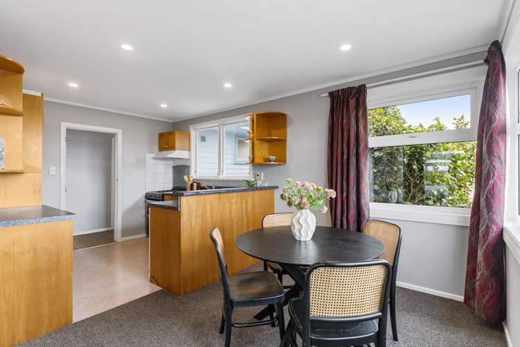 8 Branscombe Street Johnsonville_3