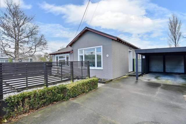 Comfort & Convenience in the Heart of Woolston
