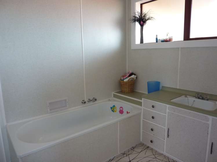 169 Peel Street Westport_17