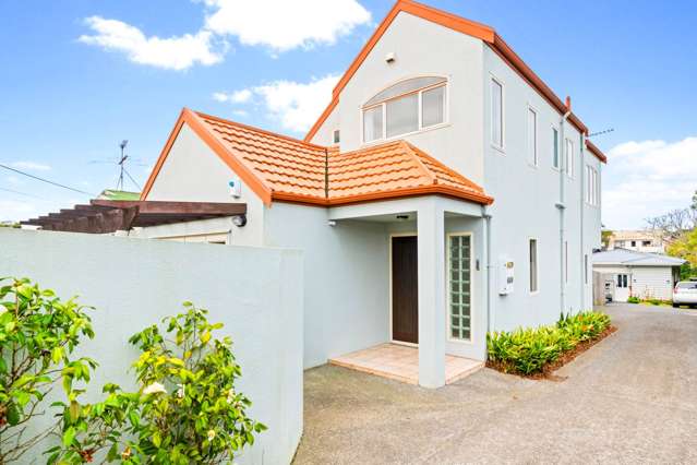 Top Project Opportunity - Walk to Westlake