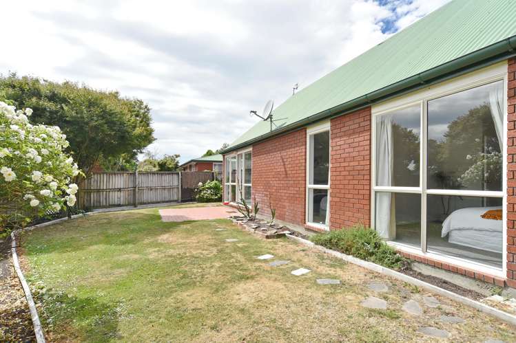 35e Larch Place Casebrook_15