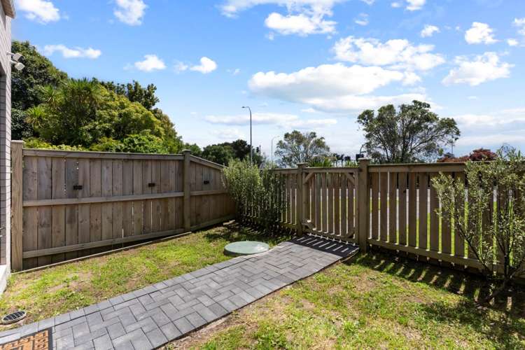 1/9 Schnapper Rock Road Greenhithe_13