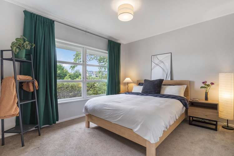 2/11 Lenihan Street Northcote_6