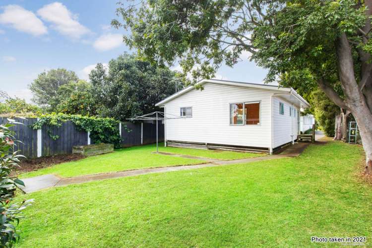 37 Hereford Street Te Atatu Peninsula_12