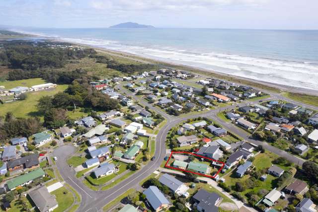 14 Karaka Street Otaki Beach_1