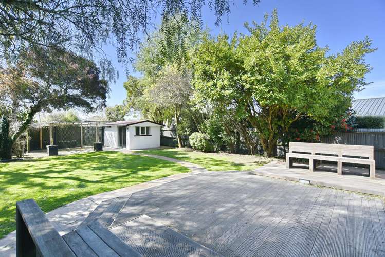 910 Avonside Drive Avondale_28