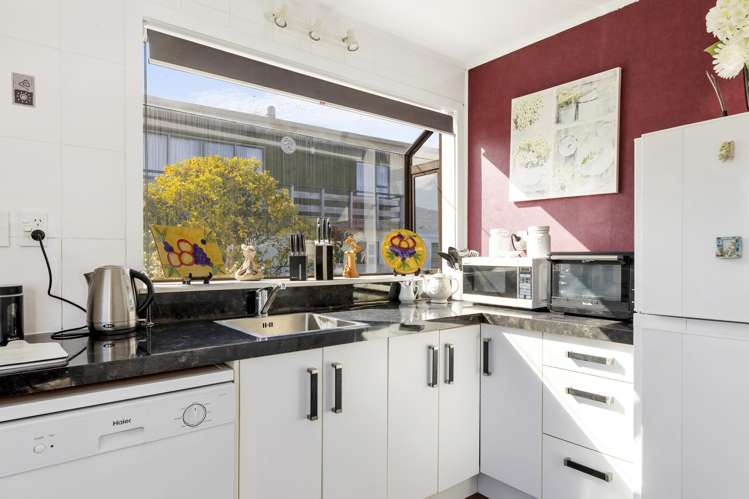 2/25 Golders Place Richmond Heights_7