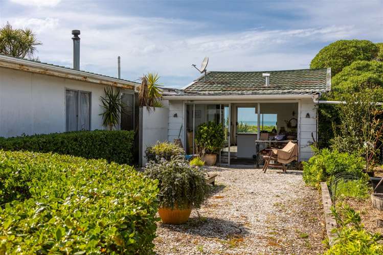 46 Rarangi Beach Road Rarangi_19