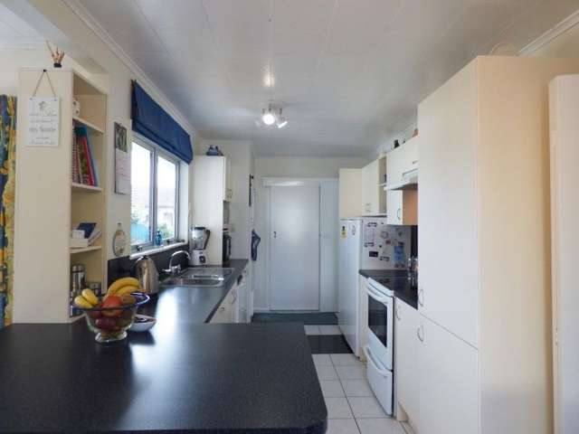 4 Glamorgan Avenue Tamatea_1