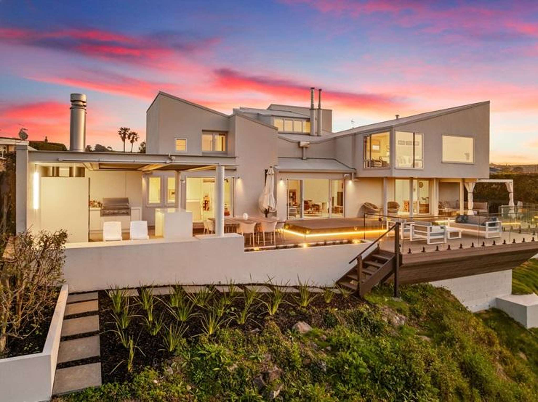 Clifftop mansion in Remuera hits the market after $1.3m in flood repairs