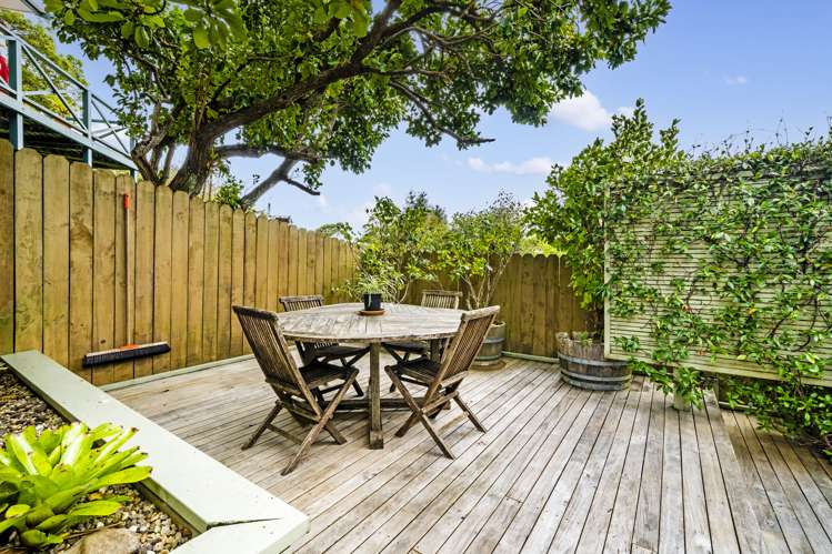 4/10 Lush Avenue Saint Johns_6