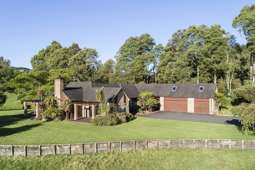 ‘The internet hits are nuts’: Fed-up Aucklanders target lifestyle homes in Rotorua