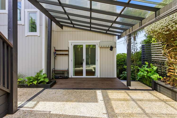 37 Earls Road St Clair_36