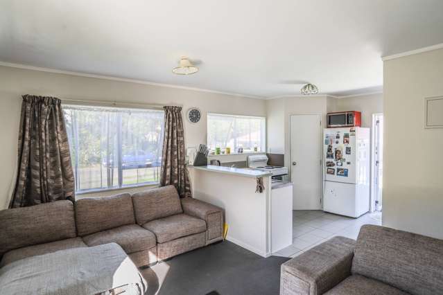 1 & 2/17 Taurua Place Coromandel_1