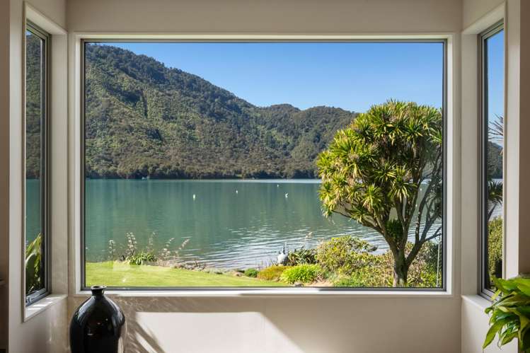 28 Belvue Bay Road Havelock_11