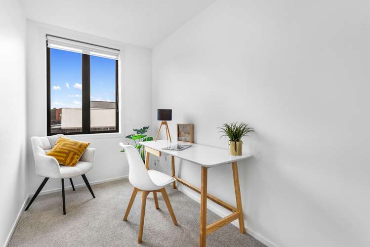 33 Raukohehohe Road Manukau_14