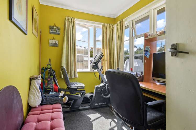 127 Forest Hill Road Henderson_15