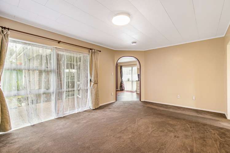 2/114 Maich Road Manurewa_3