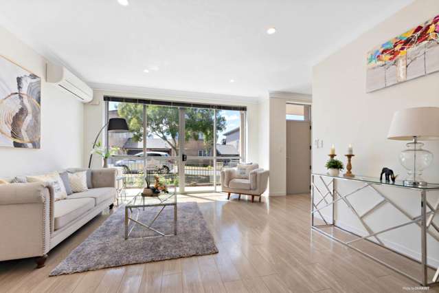 23 Manchester Drive Flat Bush_2