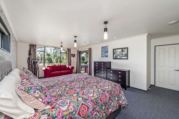 187 Bangor Road Darfield_17