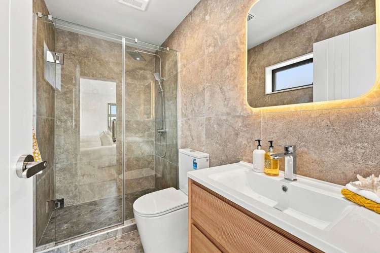 2A Marcel Place Glenfield_24